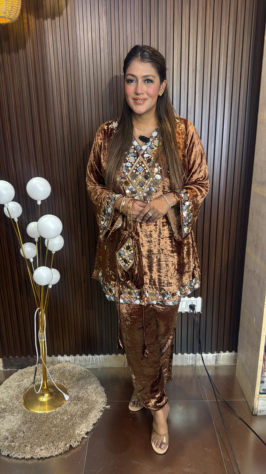 MIRROR VELVET CORD-SET