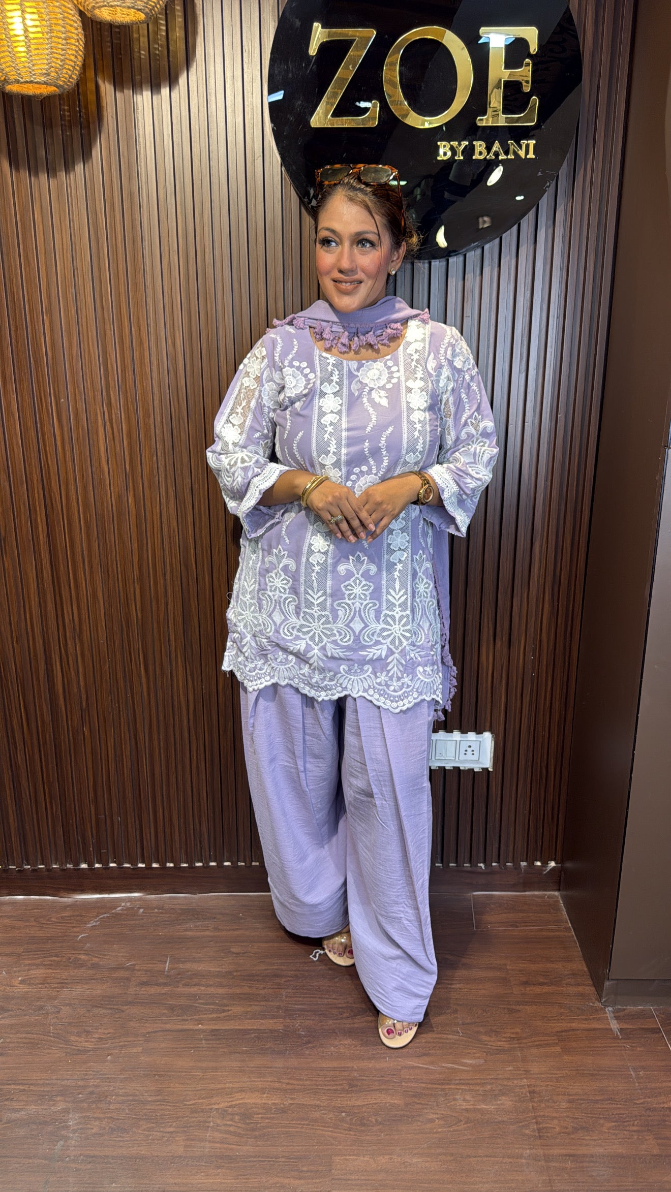 PAKISTANI FARSHI THREAD SUIT