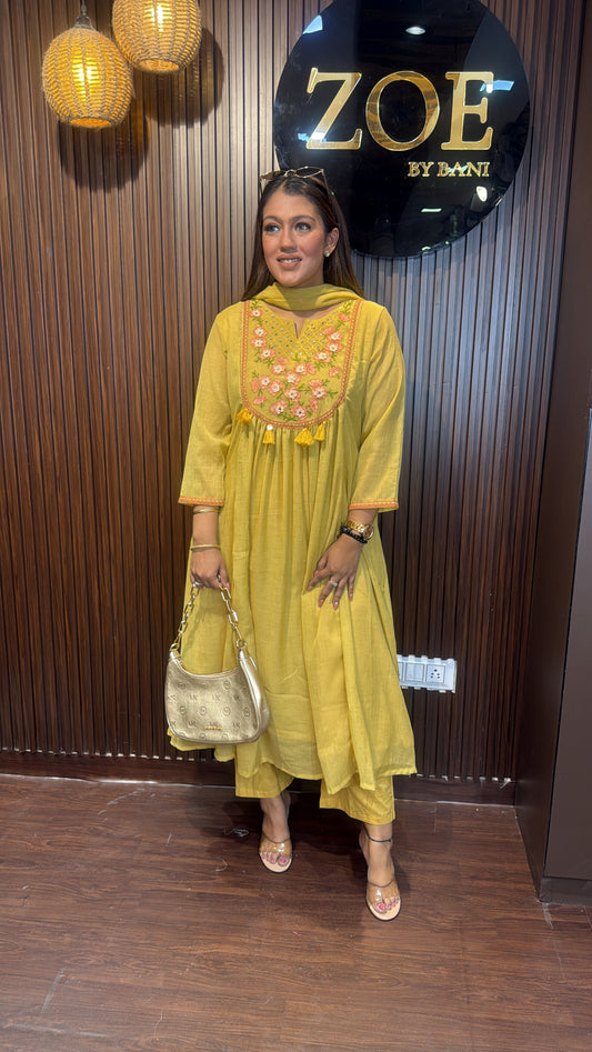 THREAD EMBROIDERED COTTON ANARKARLI SUIT