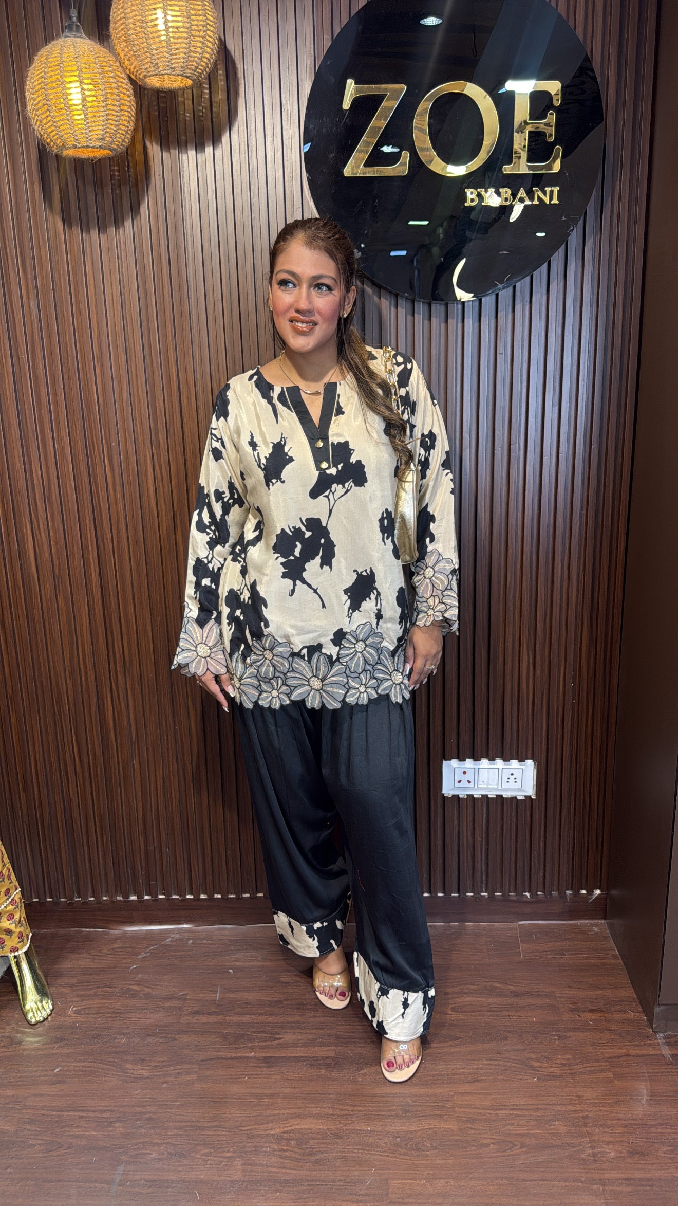 FARSHI BEIGE BLACK SET